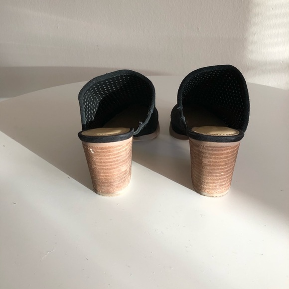Marc Fisher Mules, 8.5, good condition - Picture 4 of 5